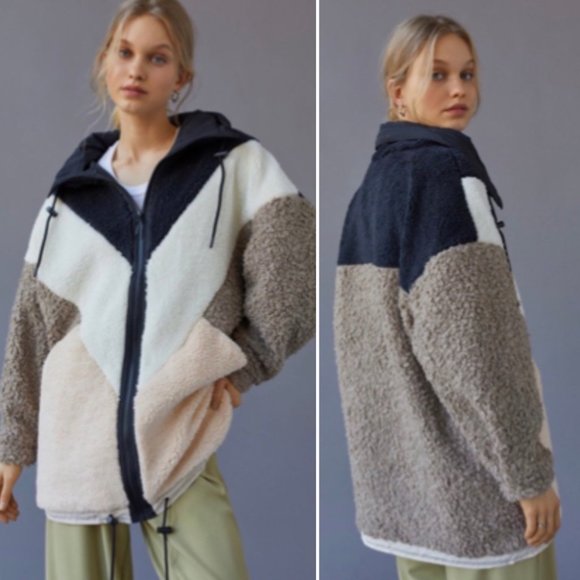 Urban Outfitters Jackets & Blazers - Urban outfitters Long powder Parker Sherpa